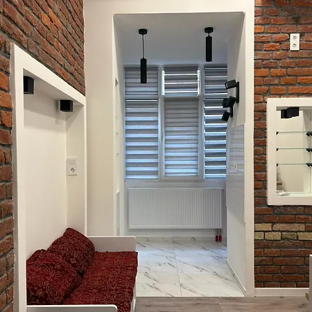 5 хв від центру міста * 利沃夫