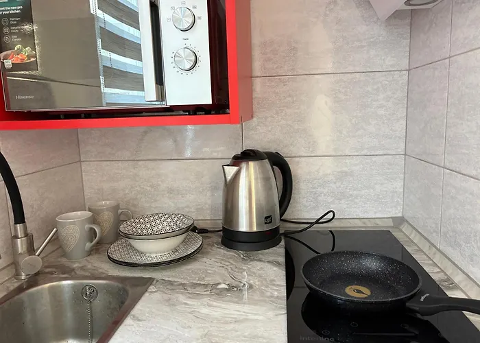 5 хв від центру міста Apartamento Leópolis