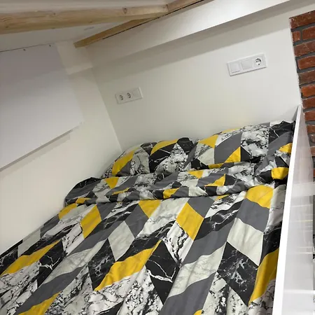 5 хв від центру міста